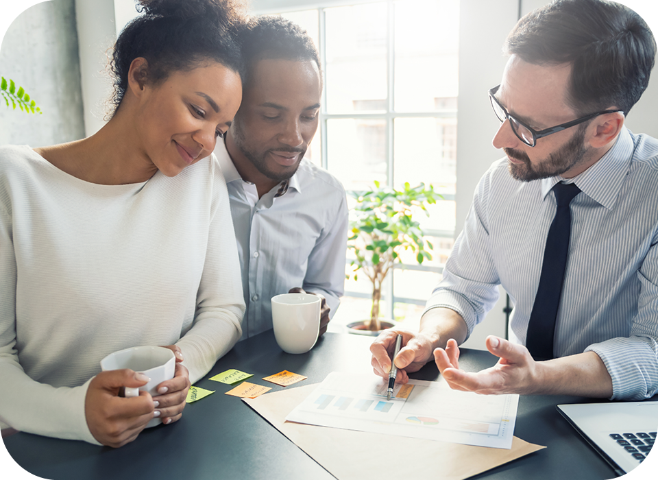 image of people hot with excitement and ‘wow’ with a goal chart